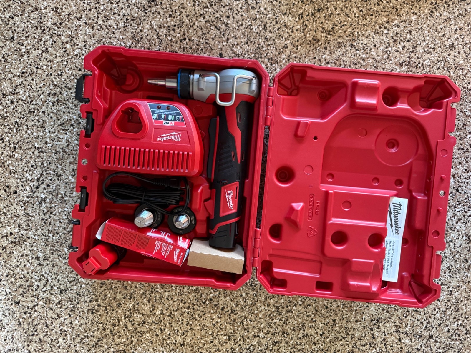 Milwaukee 2474-22 Cordless PEX Expansion Tool Kit M12 Plumbing Pipe 5.0 battery