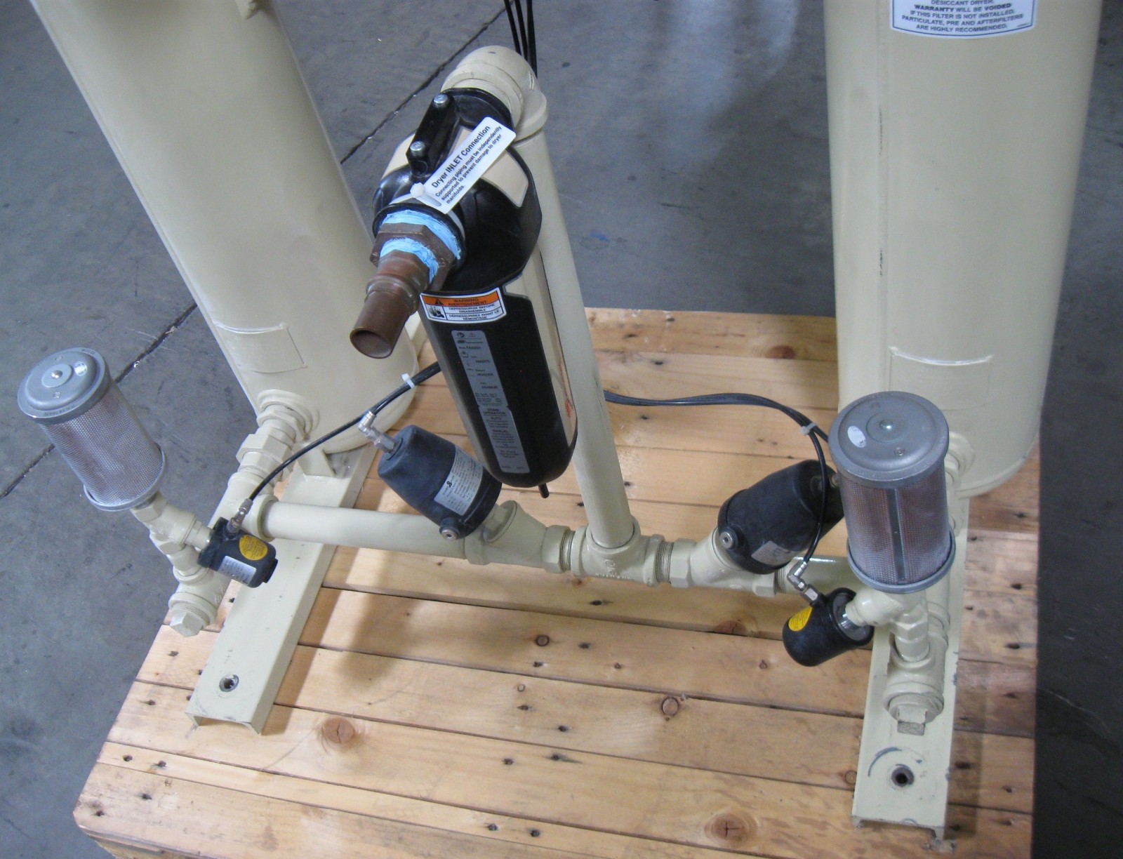 C200062 IR Ingersoll-Rand HLA1601HE0AA Heatless Desiccant Compressed Air Dryer