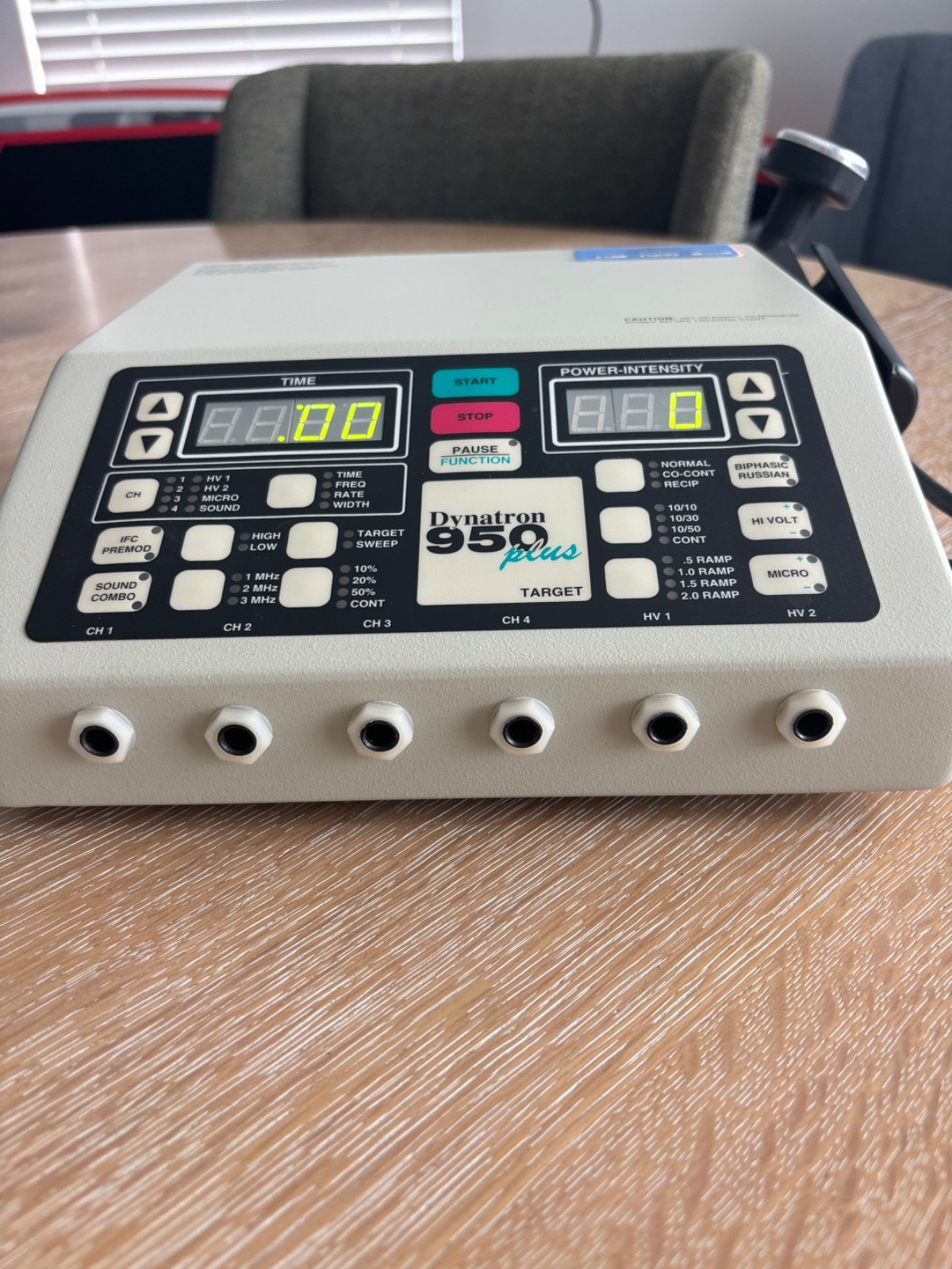 Dynatron 950 Plus DRF-100 Electrotherapy Ultrasound Unit Tested Working