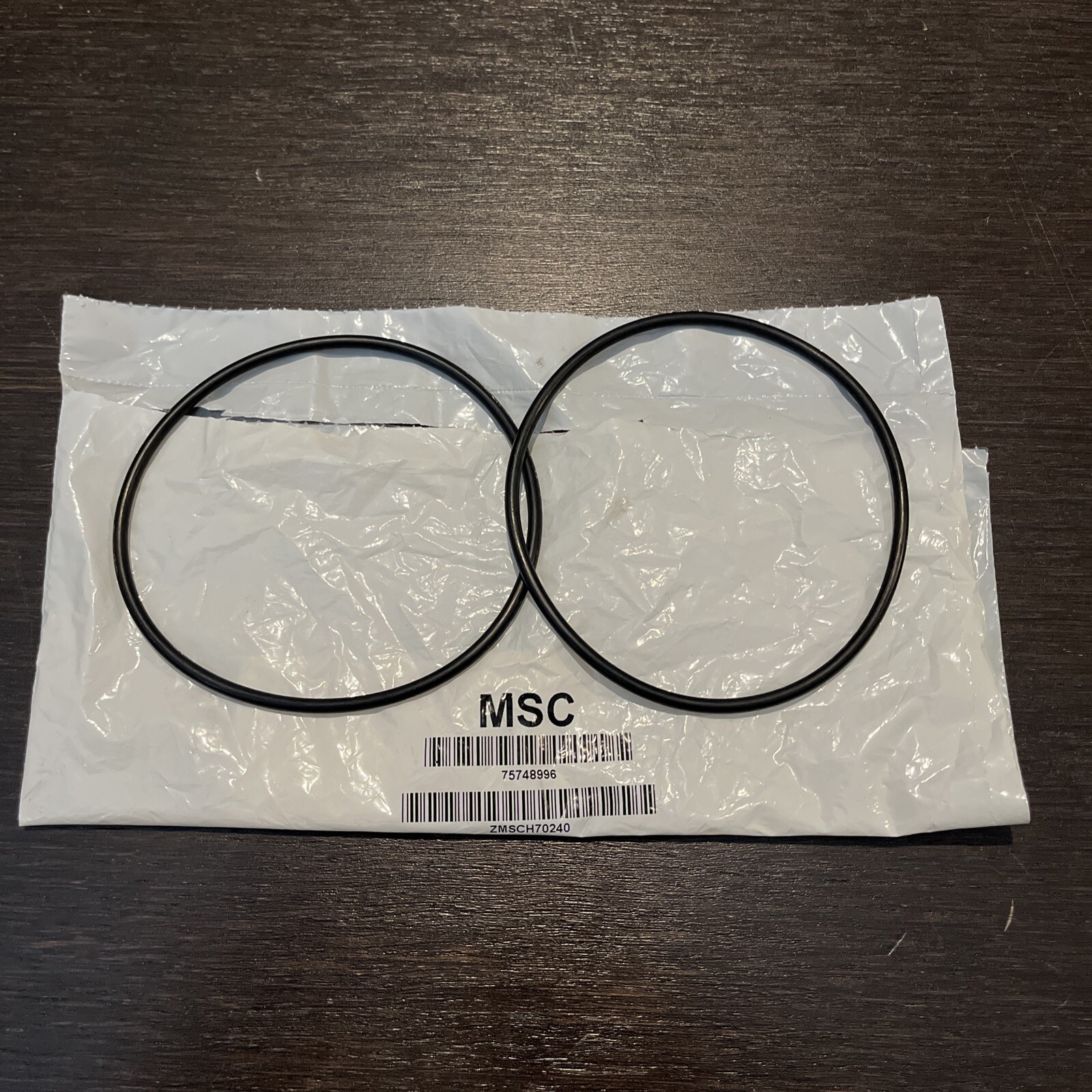 Value Collection -O-Ring: 4″ OD, 3-3/4″ ID, 1/8″ Thick Dash 240, Buna-N -2 Pack-