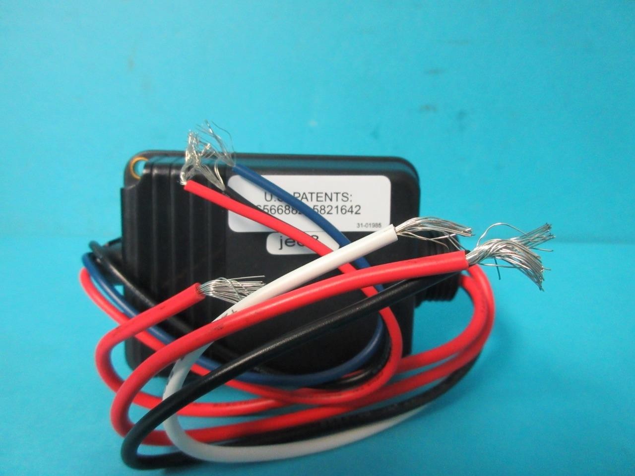 HUBBELL CU300A H-MOSS CONTROL UNIT 100-277 VAC 50/60HZ 6.5W POWER OUTPUT 24VDC