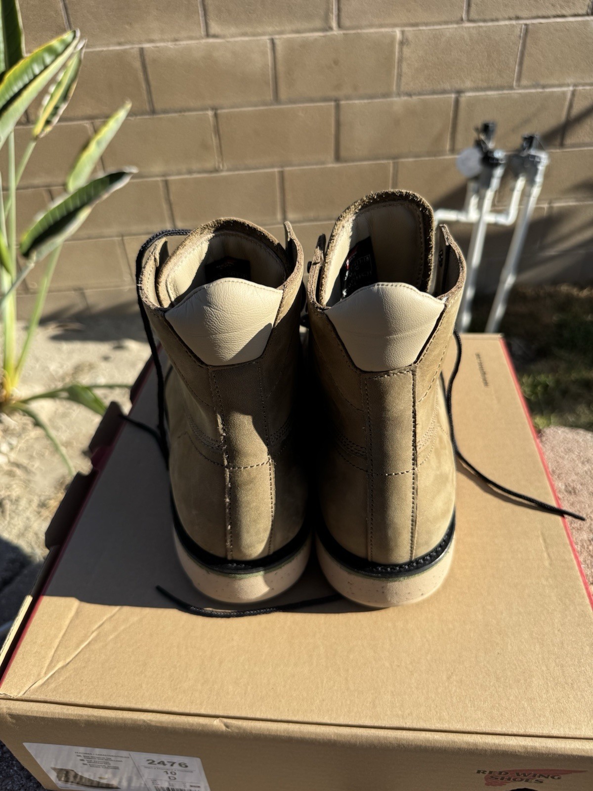 Red Wing Shoes 2476 Men’s 10D EH Safety Work Boots ASTM F2413-18 F2892-21