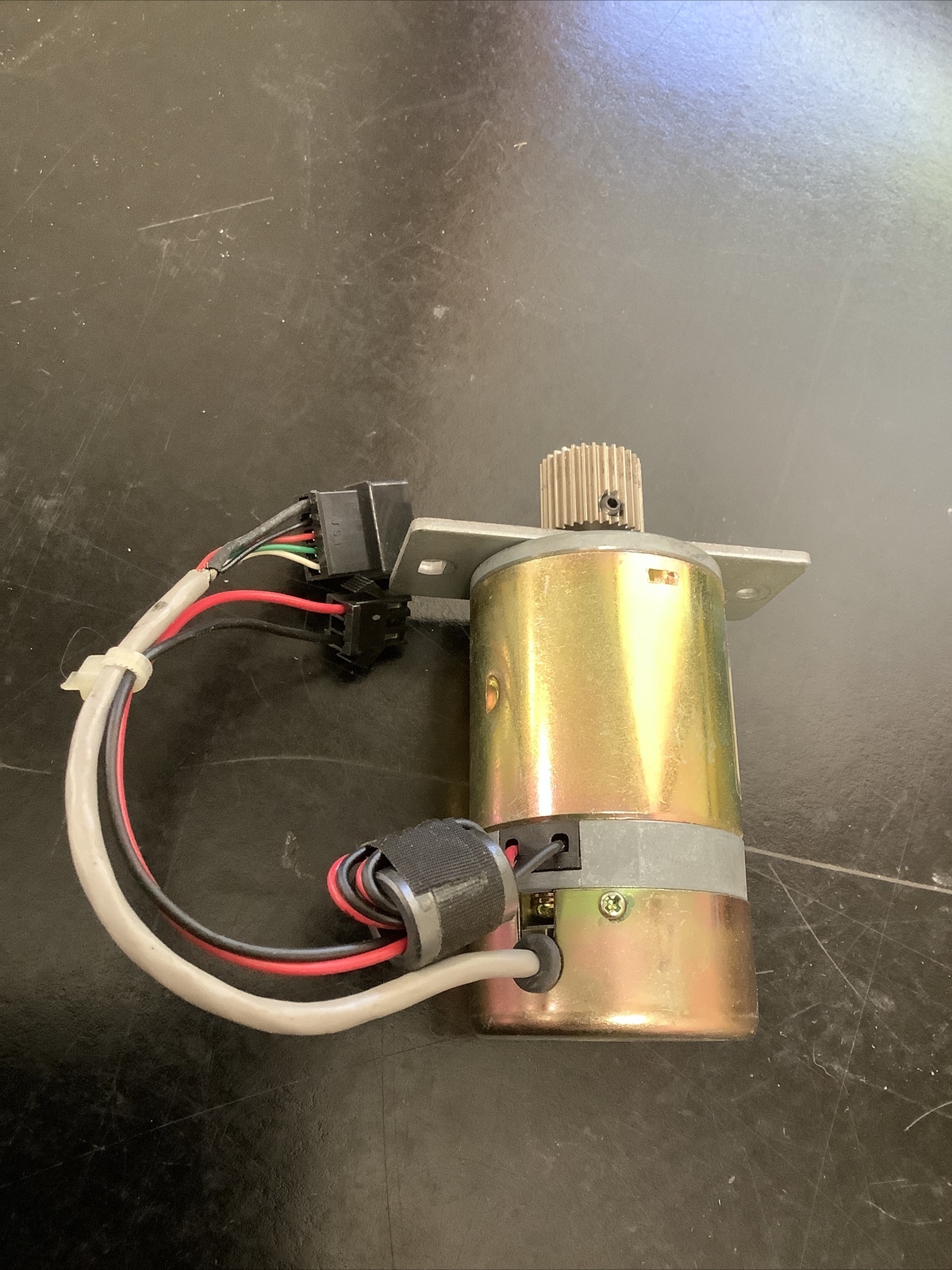 Copal DC Servo Motors with Encoder Feedback LC38RM-009-500 12KM
