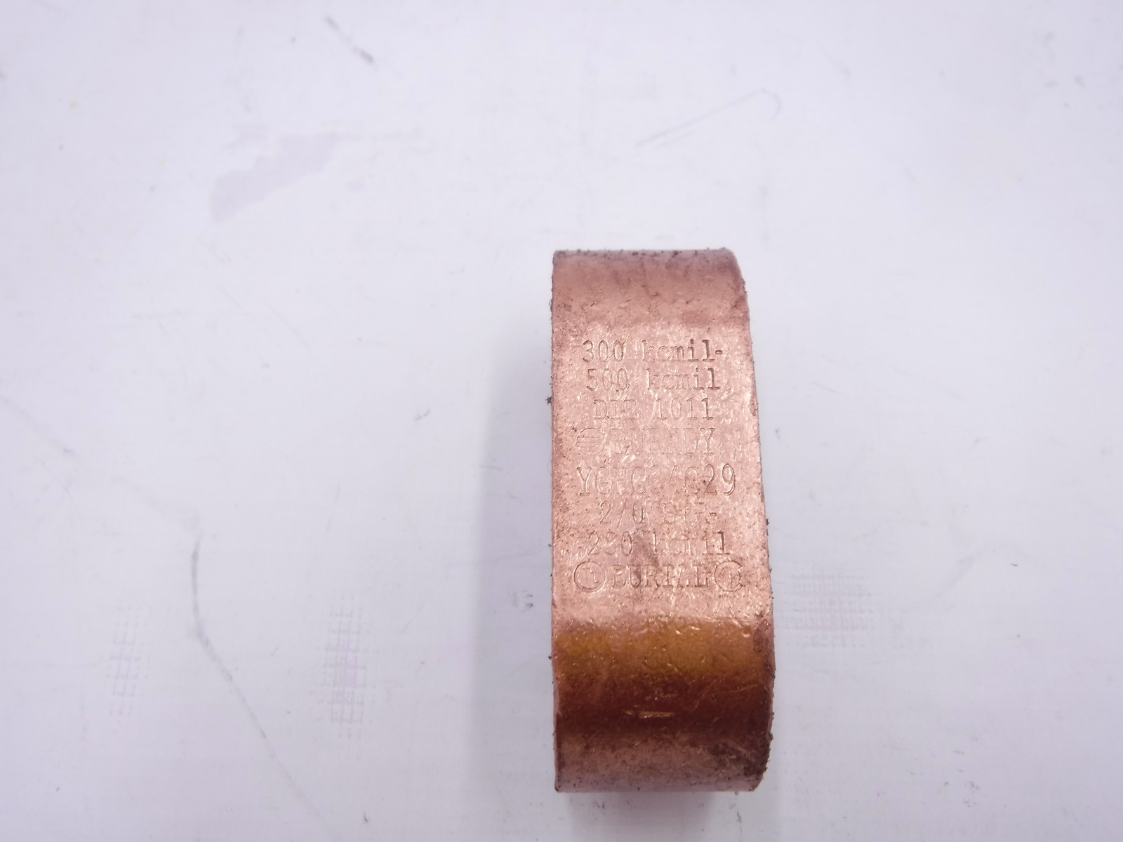 Burndy YGHC34C29 Copper Compression C Connector 300-500 Kcmil