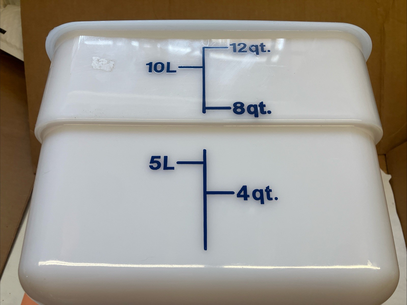 Cambro 12SFSP Square Storage Container White 12 Qt.