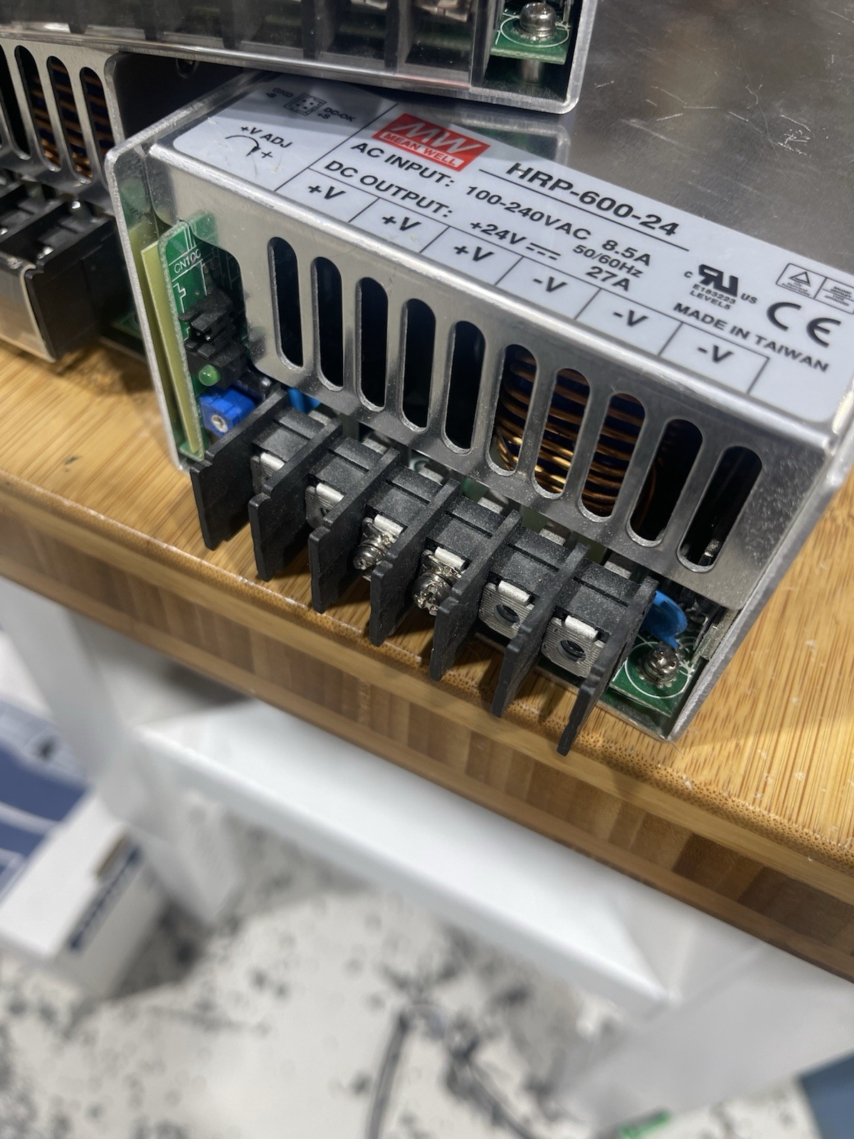 MEAN WELL HRP-600-24 Printer Power Supply 24VDC 27A
