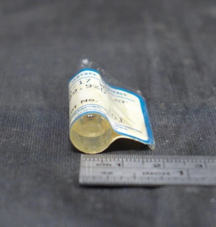 STOHLER ISOTOPE D217O Deuterium Oxide, 10% O-17 (99.9 atom% D) 0.5g ampule #SO-3