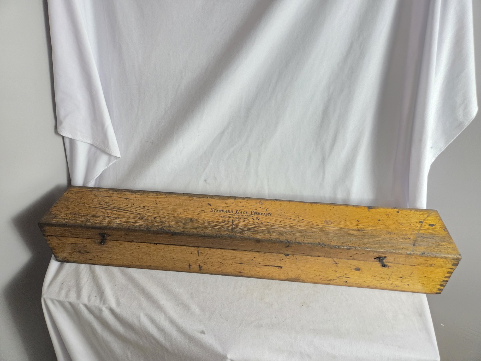 Standard Dial Bore Gage No. 5 Range 3.09″ – 8″ W/7 Extensions Wood Box Deep