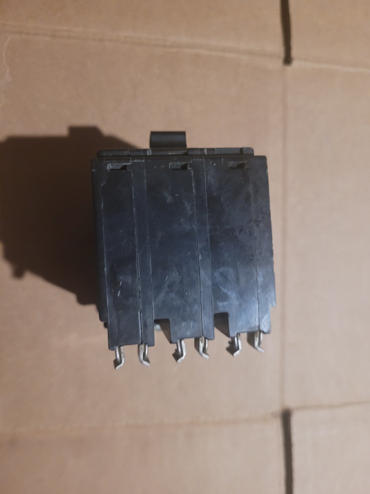 Square D QO3100 Circuit Breaker 100A 3 Pole 3 Phases