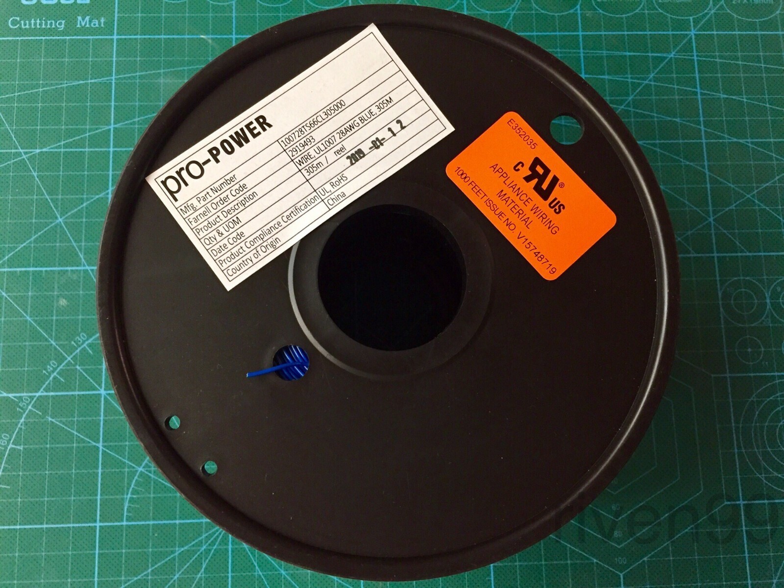 PRO POWER 28AWG UL1007 1C Hook-up Wire, 80C, 300V, BLUE, 305m, 1000ft Spool