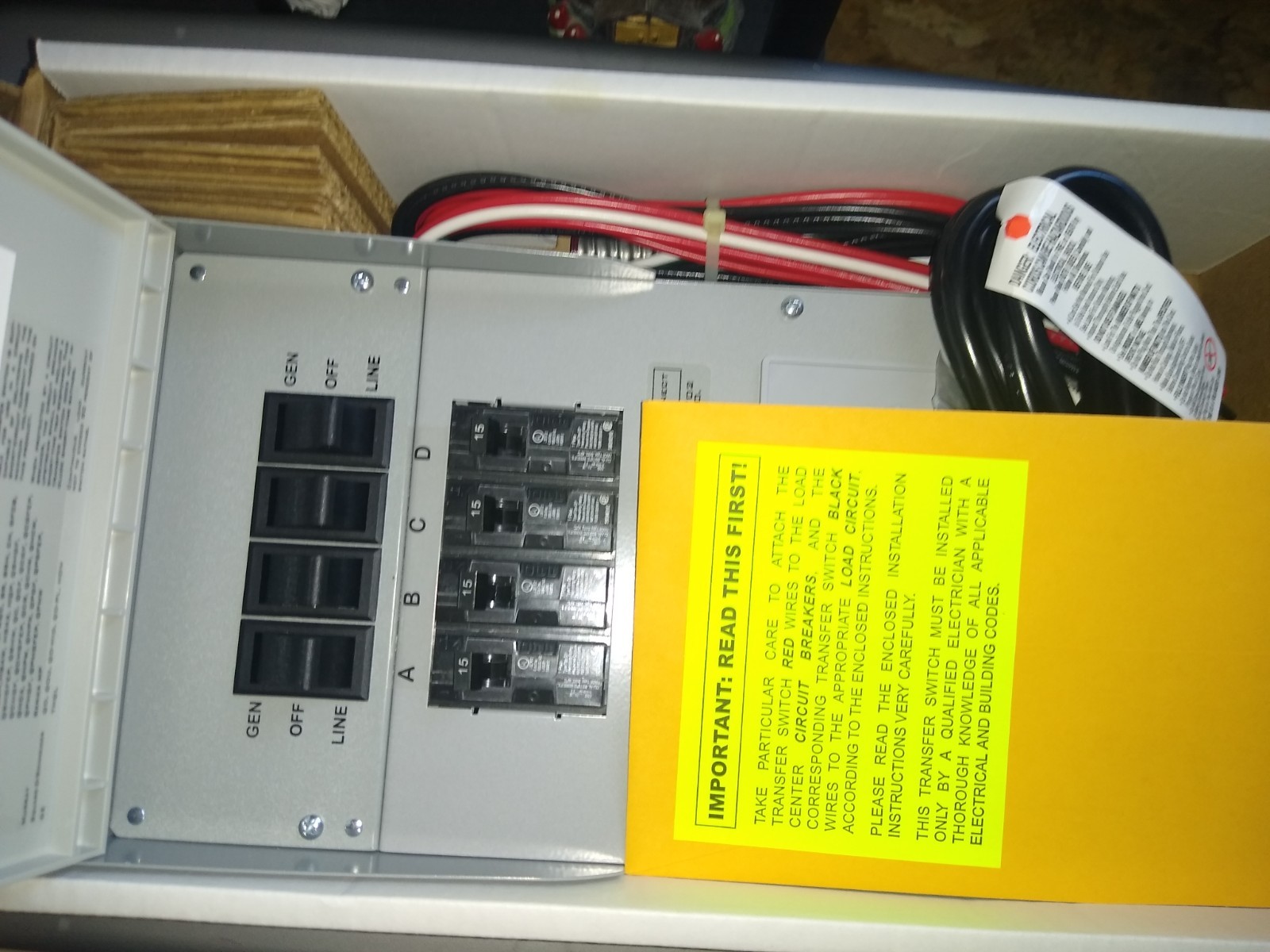 Reliance Controls manual transfer switch. Maximum Watts 3750, 4 curcuits,