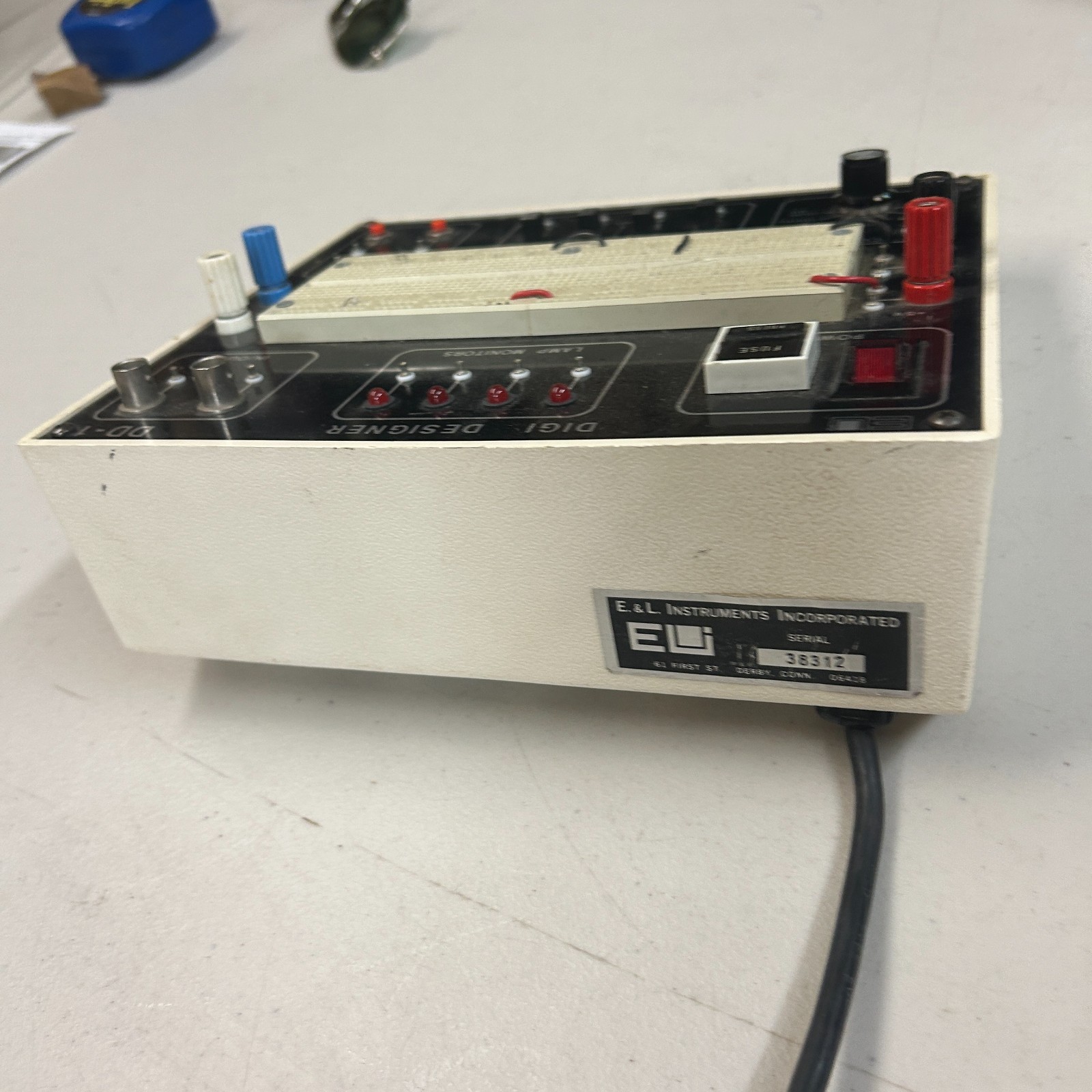 E&L Instruments Inc Digi Designer DD-1 Build Test Digital Circuits With No Solde