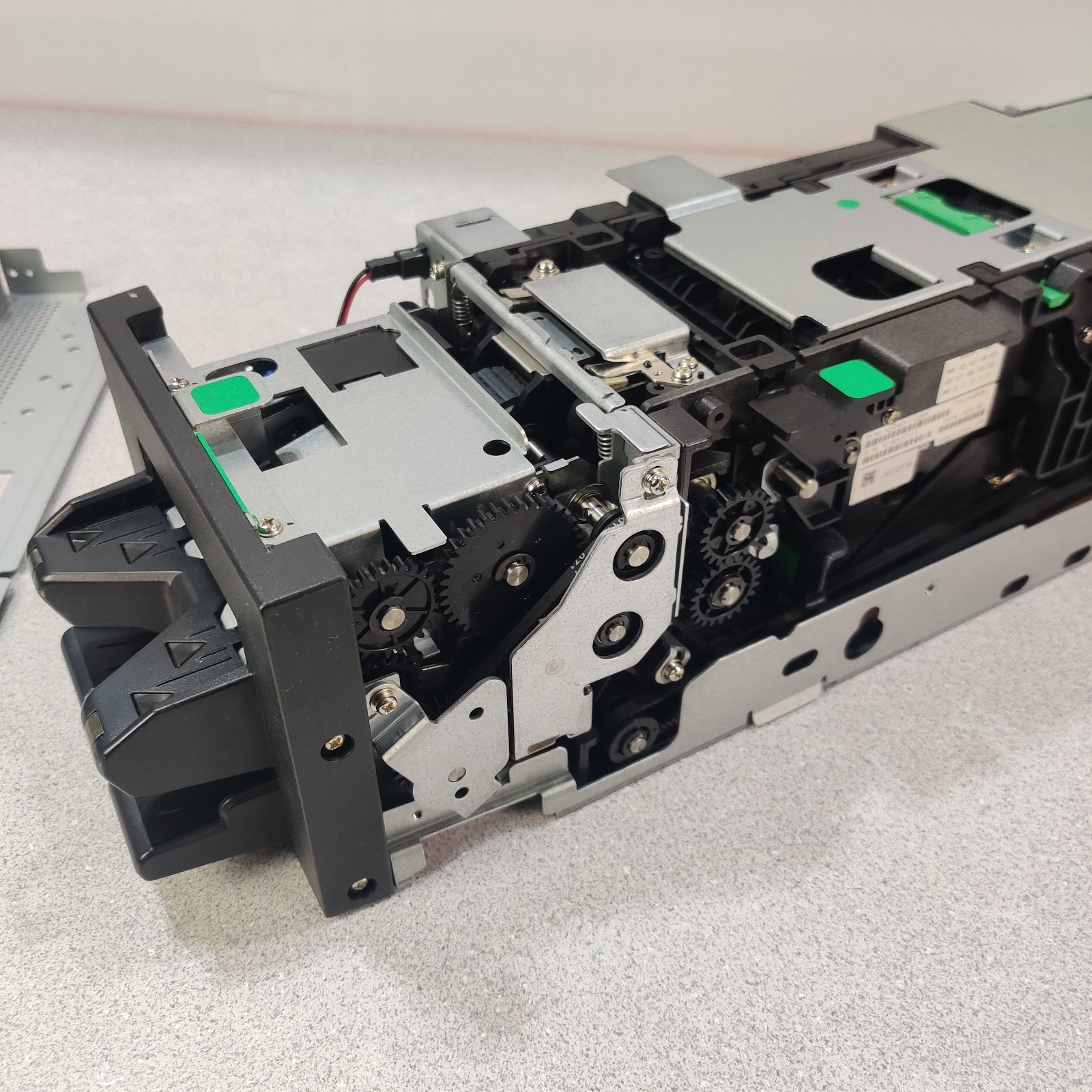 KD04011-C201 497-0524694 Fujitsu GSR50 Bunch Acceptor Top Module FOR PARTS!!