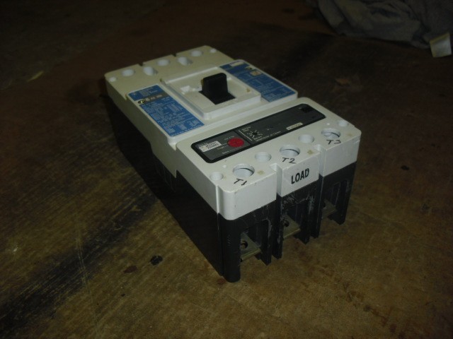 Westinghouse KD3400F 400A 3 Pole Circuit Breaker 600V w/ 2KS250T & KS3250T