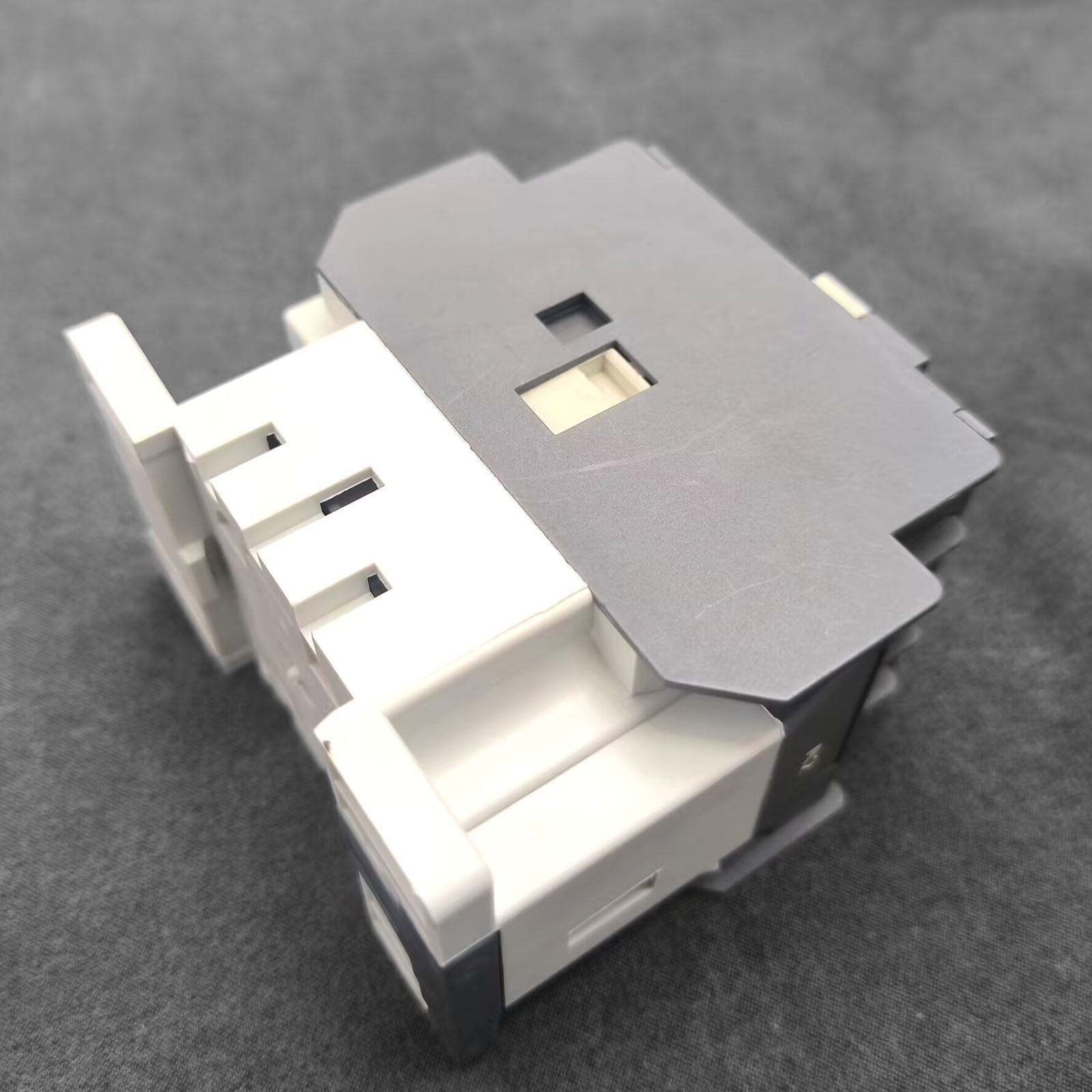 A16-04-00 Contactor for ABB 110V 50Hz / 110-120V 60Hz – A16-04-00-84