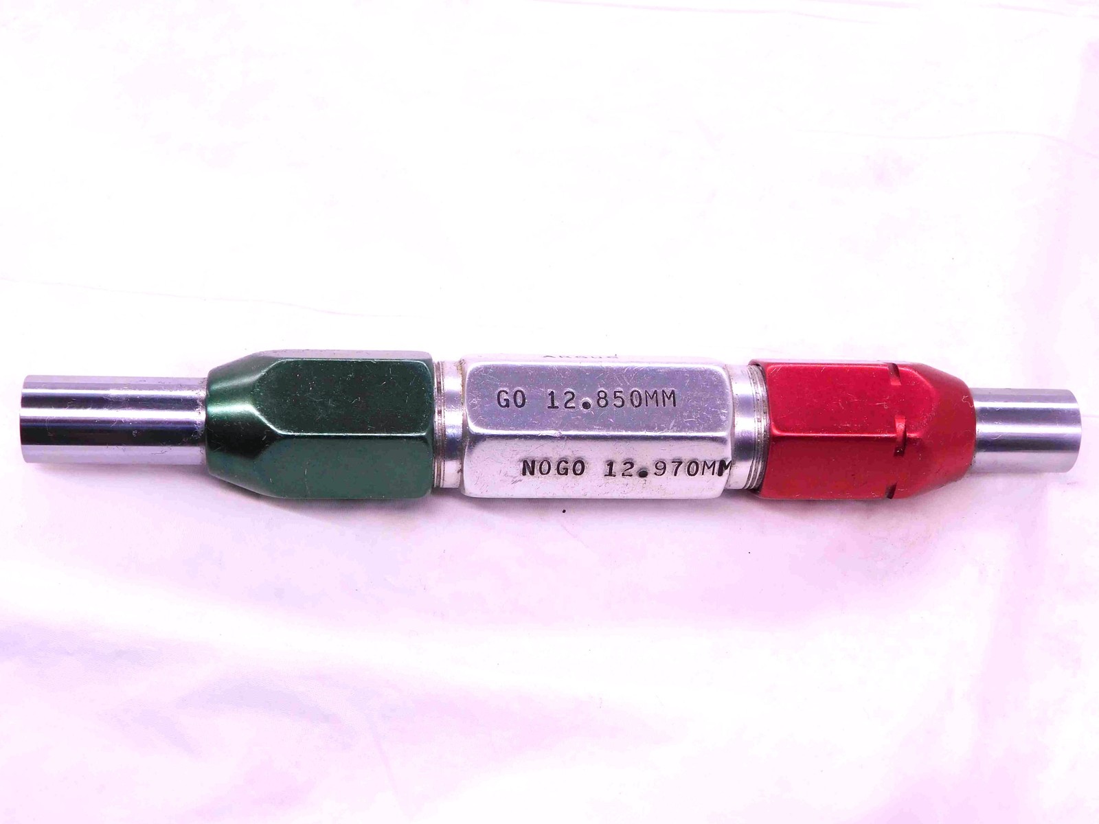 12.850 & 12.970 CL Y mm PIN PLUG GAGE GO NO GO 13.000 -.030 13 .5059 12.85 12.97