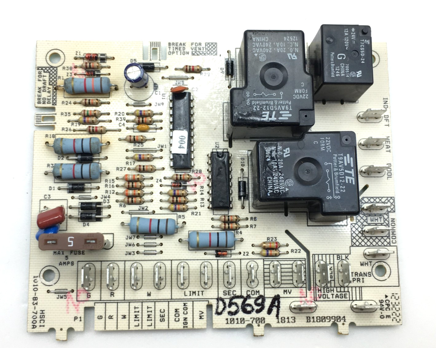 Goodman 1010-700 Furnace Control Circuit Board B1809904 used #D569A