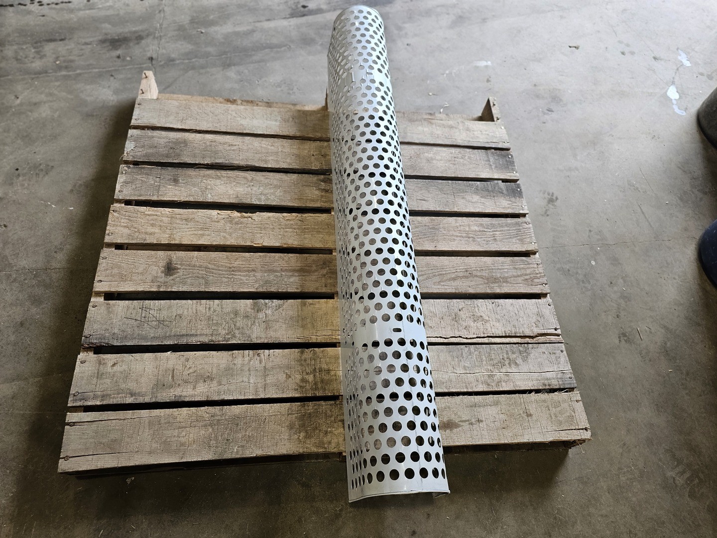 SURPLUS NEW PACCAR M46-1197 Exhaust Shield – Parts & Components