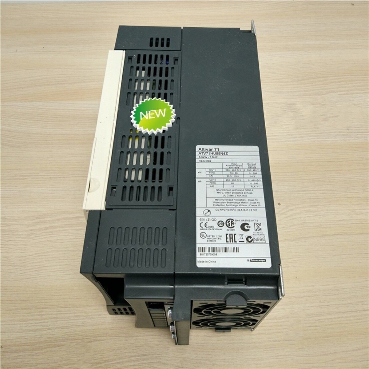 1PCS NEW and original Schneider ATV71HU55N4Z in box