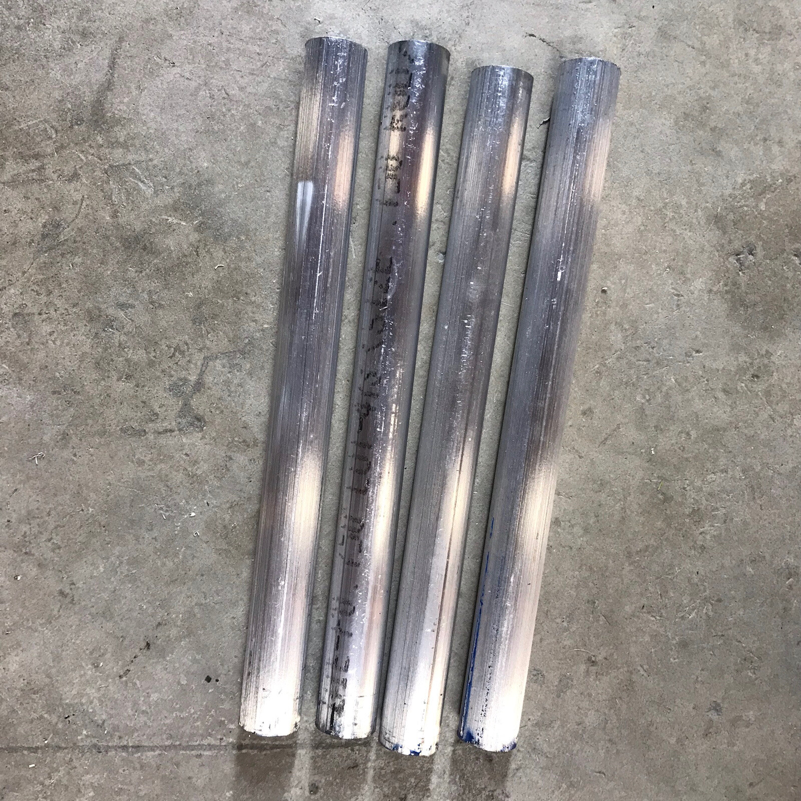 Aluminum Solid 3/4” Round Bar 8 1/4” Inches Long 6061 Lot Of 4 Peace’s