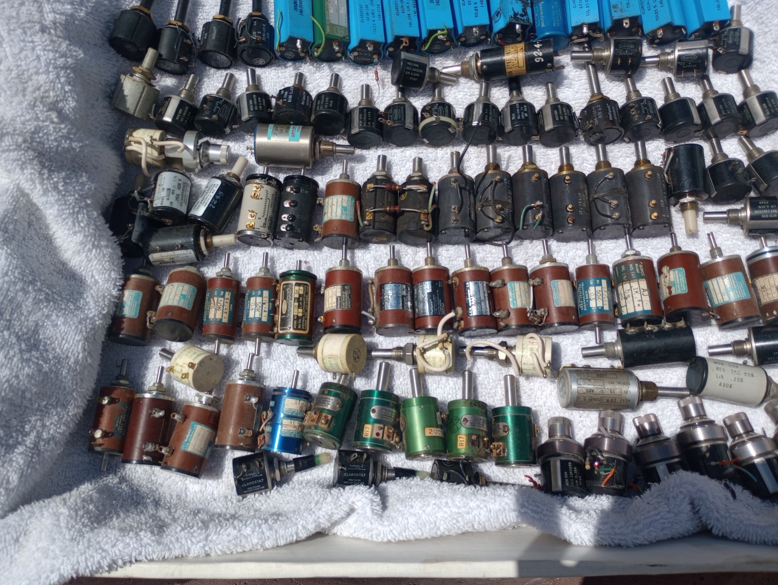 Bulk Lot of Vintage HeliPOT Potentiometer Mixed Makes & Models RADIO. SCOPES