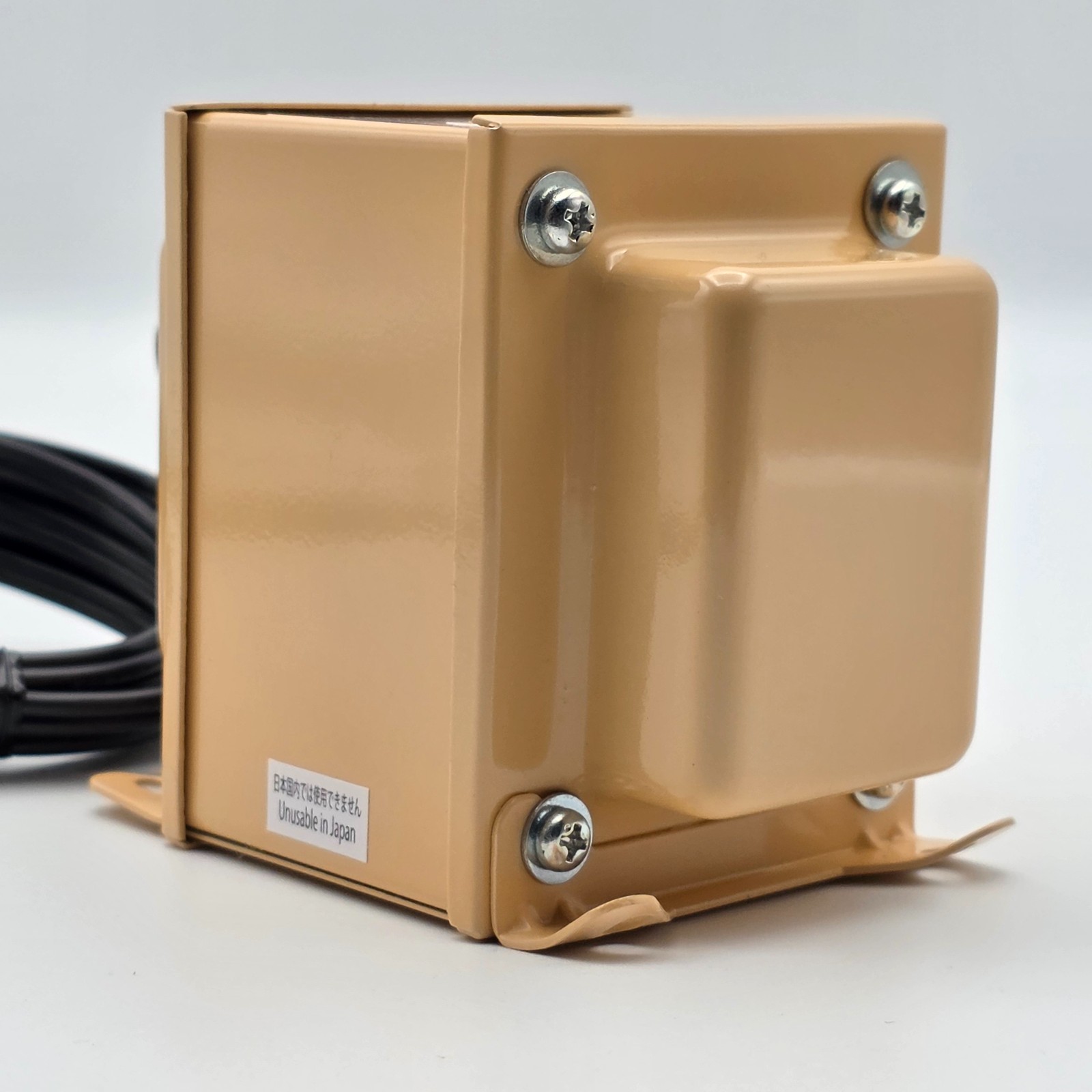 Nissyo NDF-550U Step Down Transformer 110V-130V 550W New From Japan 60018