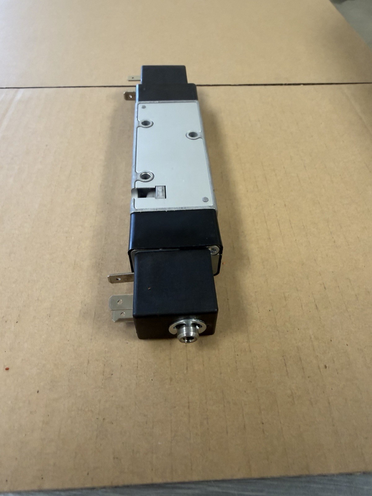 V61R511A-A313JB Norgren Solenoid Valve 1/4″npt 24VDC Coil (NO CONNECTORS)