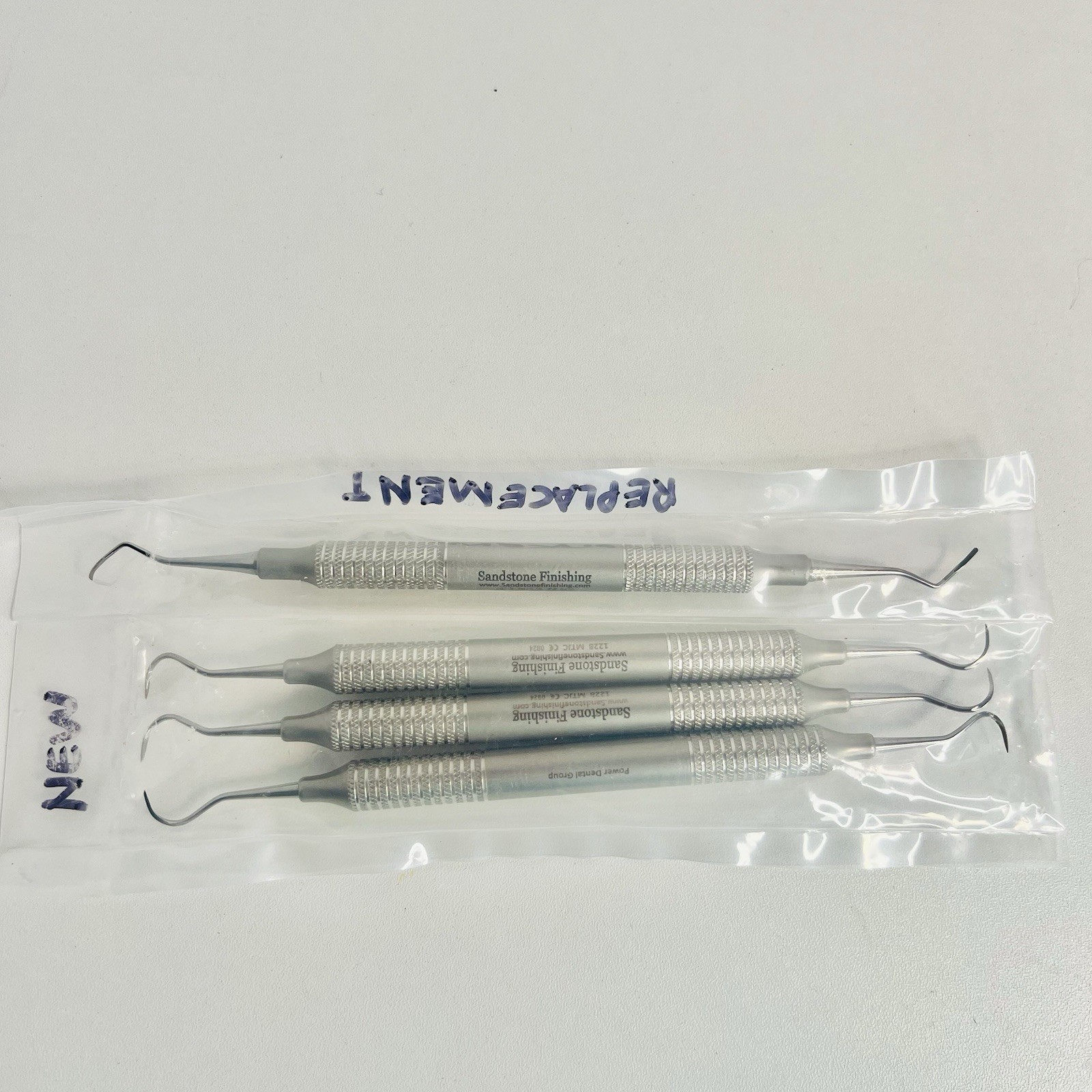 Sandstone Finishing – Dental Scaler 4 Pc Set Sickle Scalers + Gracey Curette 5/6
