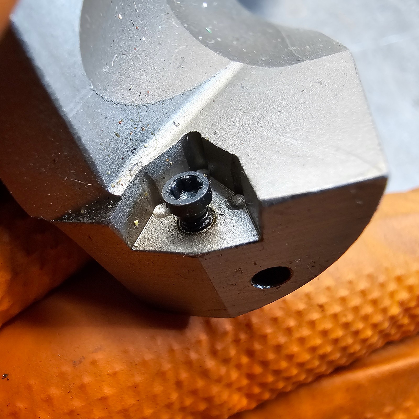 Komet 1.339″ 34mm Ø Carbide Insert Drill ABS 50 Shank 4.016″ DOC V3073401