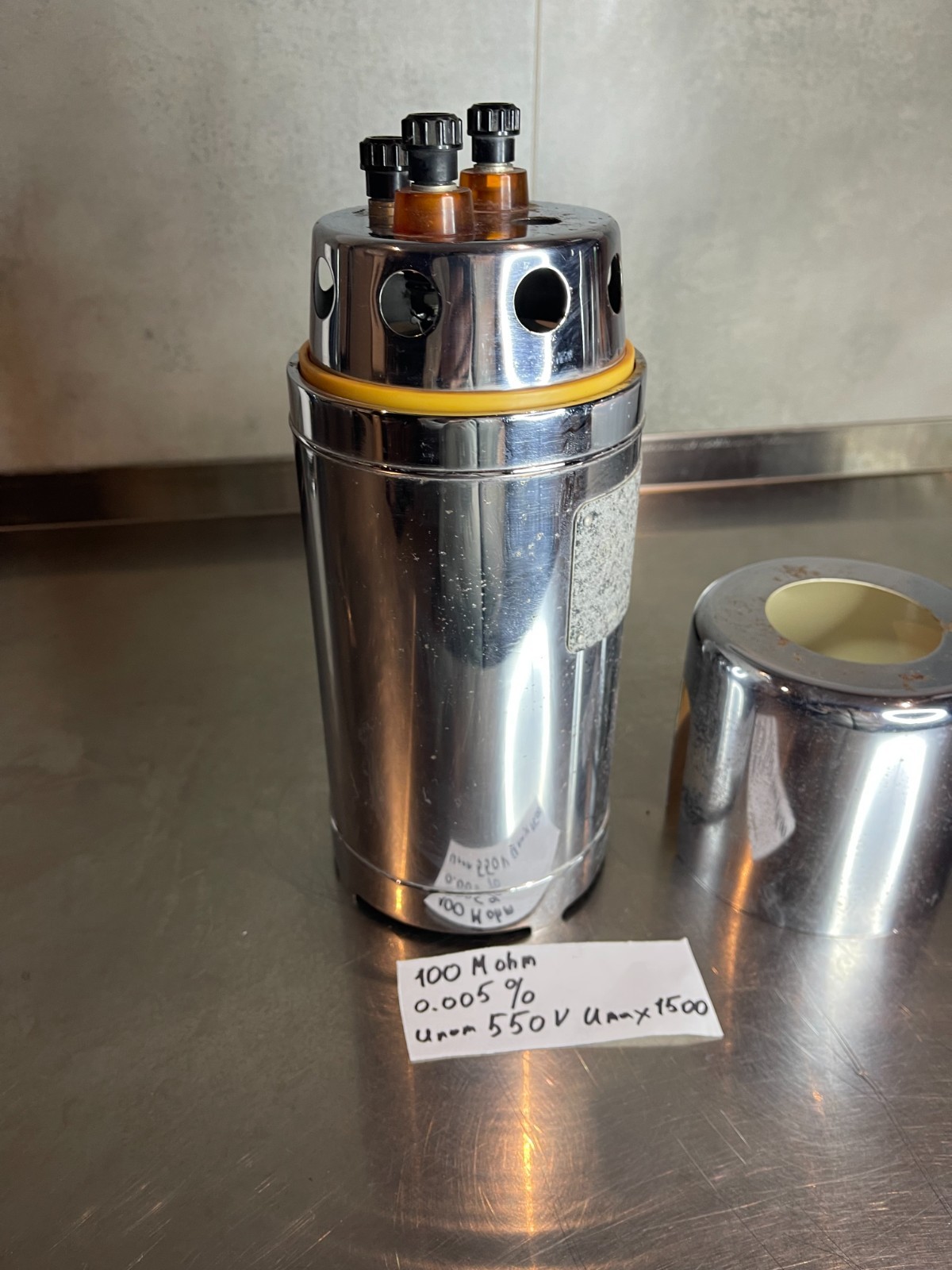 100 Mohm 100 MΩ Resistance Standard Resistor Calibrator Accuracy 0.005% Tested