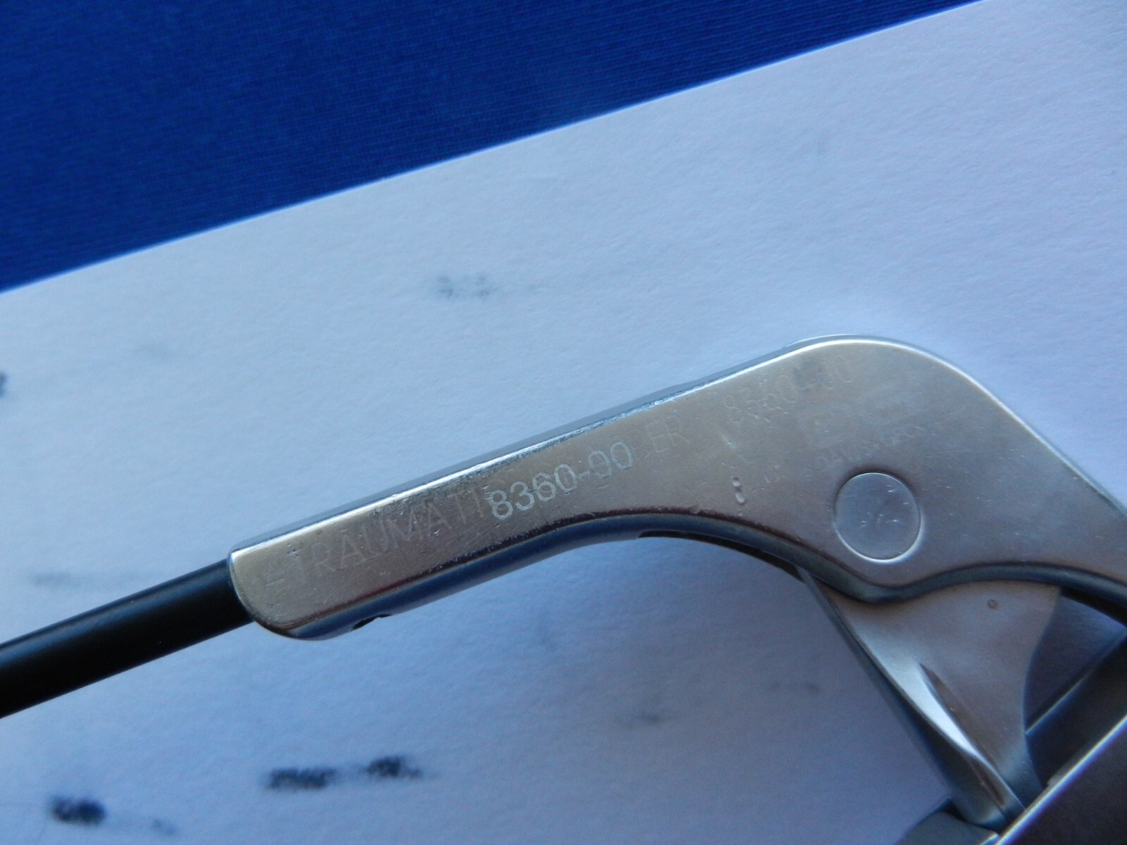 E5248 Aesculap 8360-00 Atraumatic Single Action Grasper 5.0mm x 36cm