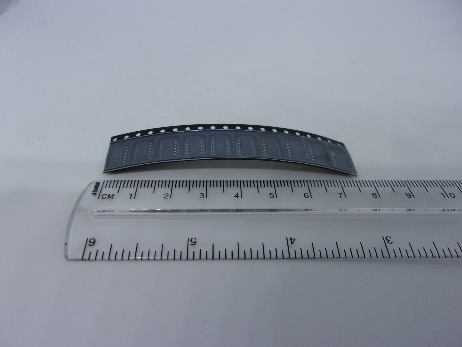 10Pcs Pack Lot SOP-14 SMD IC Chip 14 Pins 74HC14D 74HC14 SOP14 Surface Mounted