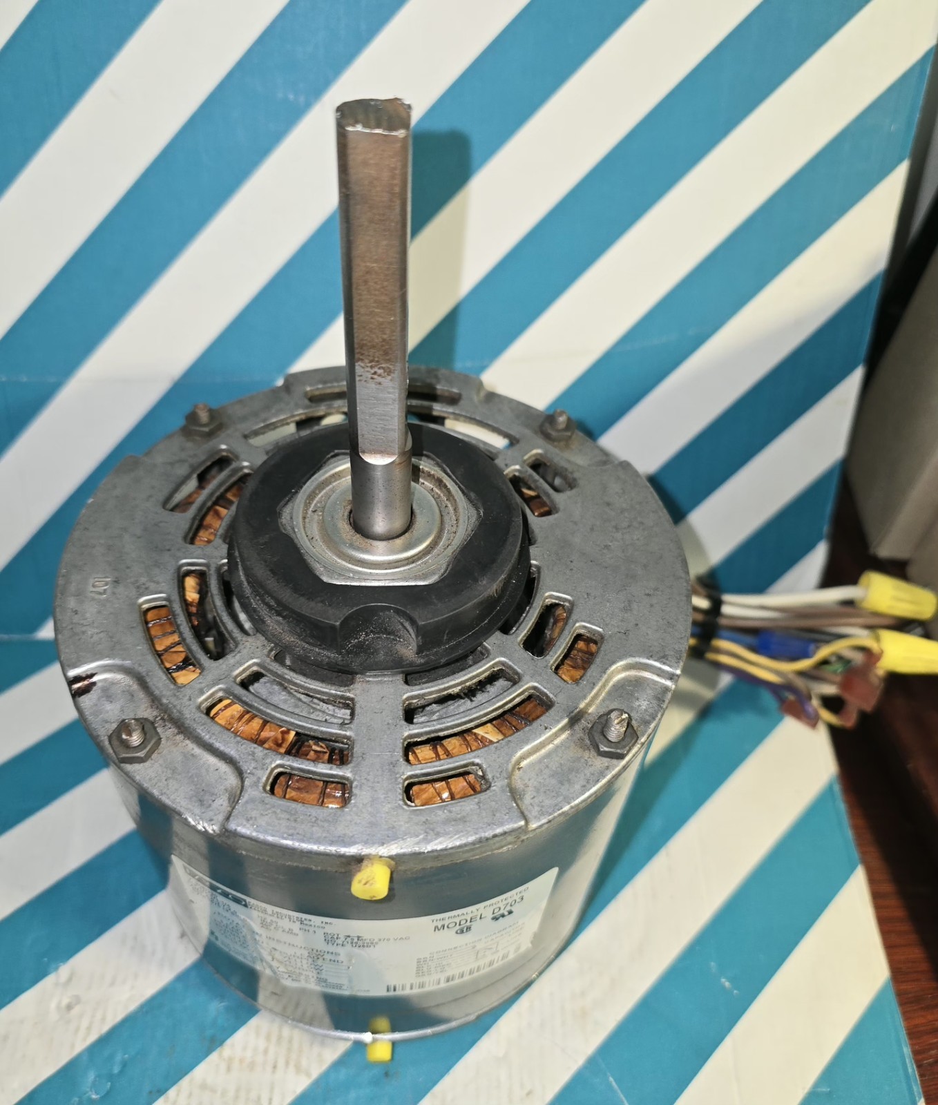 Direct Drive Blower Motor D703 FASCO 1075 RPM 1/2 HP TIPE U26B1. TESTED