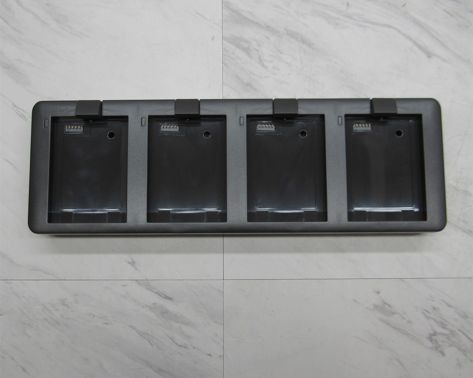 NEW Honeywell Quad Battery Charger Cradle CT40-QBC Dolphin CT40 CT45 CT50