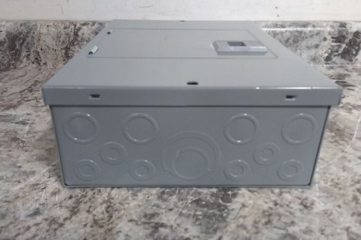 Square D QO612L100DS 120/240VAC 100 Amps 6 Space Load Center