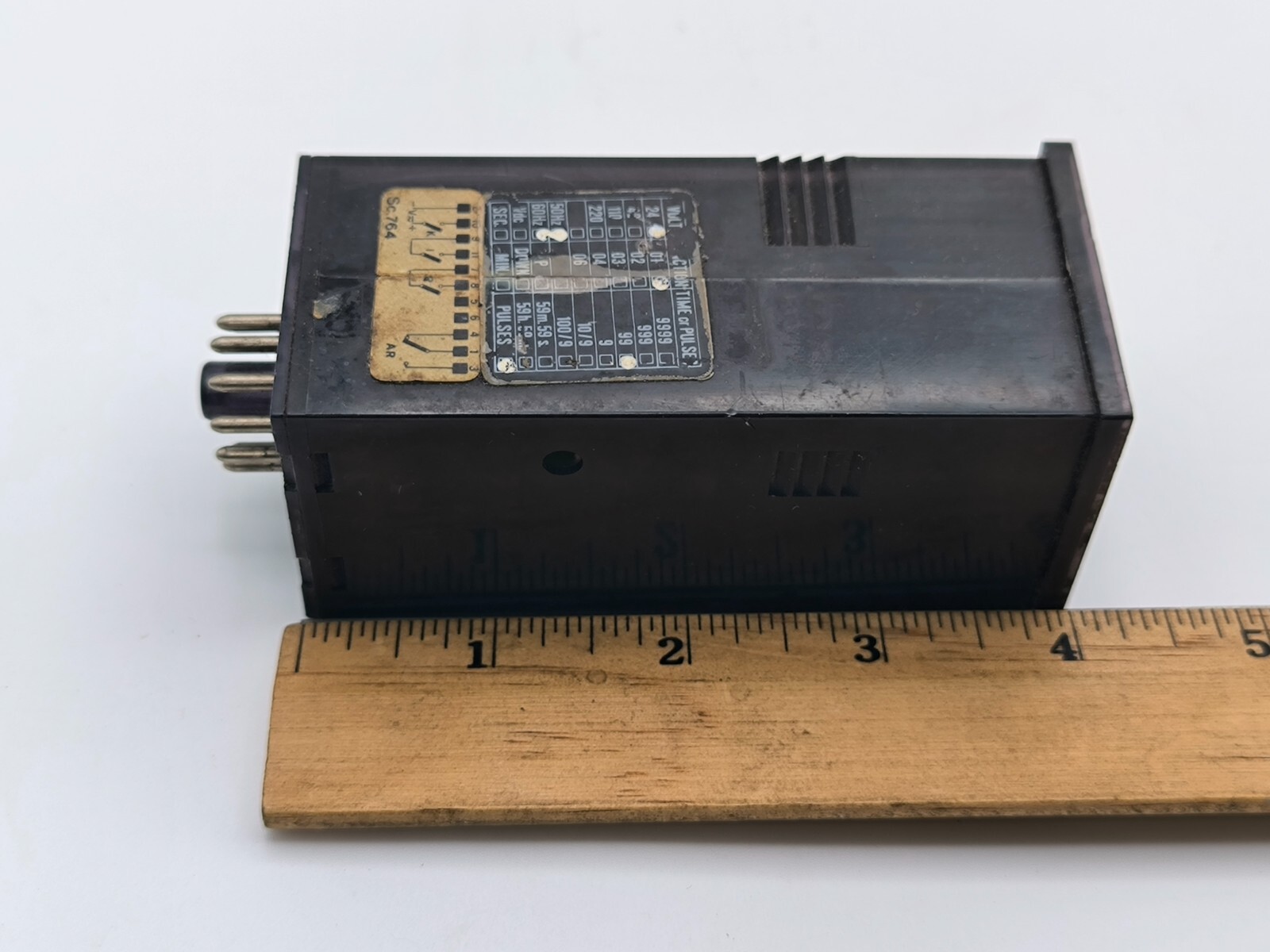 Treviglio TP704 2-Digit Display Electronic Counter Black Plug-in Mount 11-Pin