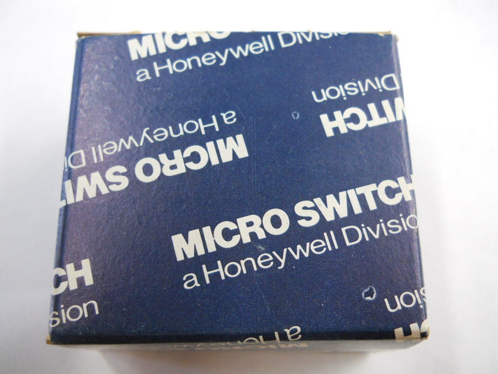 MICRO SWITCH FE-21019RY RELAY *NIB*