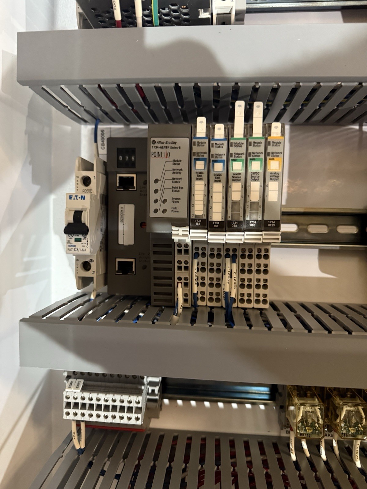 1PCS Brand New YASKAWA CIMR-AU4A0023FAA In Cabinet See all pics!