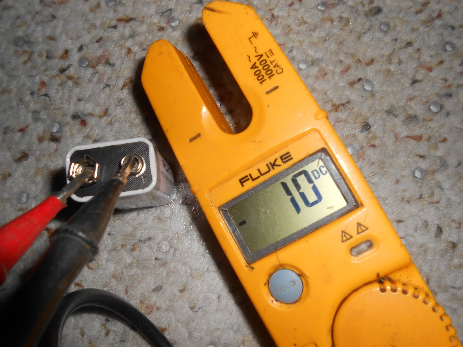 Fluke T5-600 Clamp Meter Continuity Current Electrical Tester CAT iii 600V