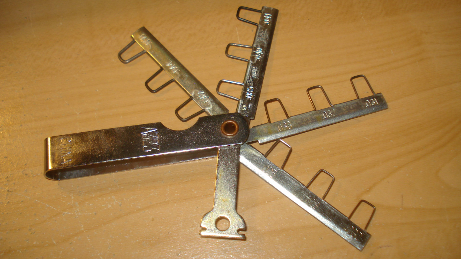 CTA NO. A323 SPARK PLUG GAUGE / GAGE / GAP TOOL 12 WIRE FREE SHIPPING
