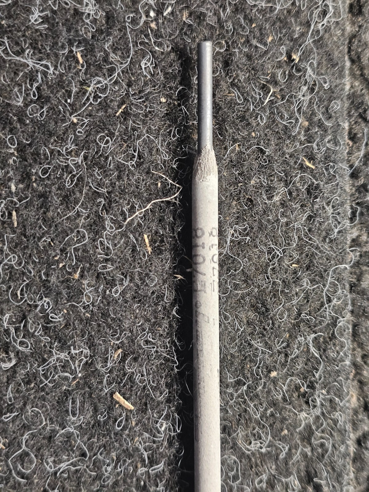 Forney 30810 Low Hydrogen Premium Electrodes 1/8″ 10 lbs E7018
