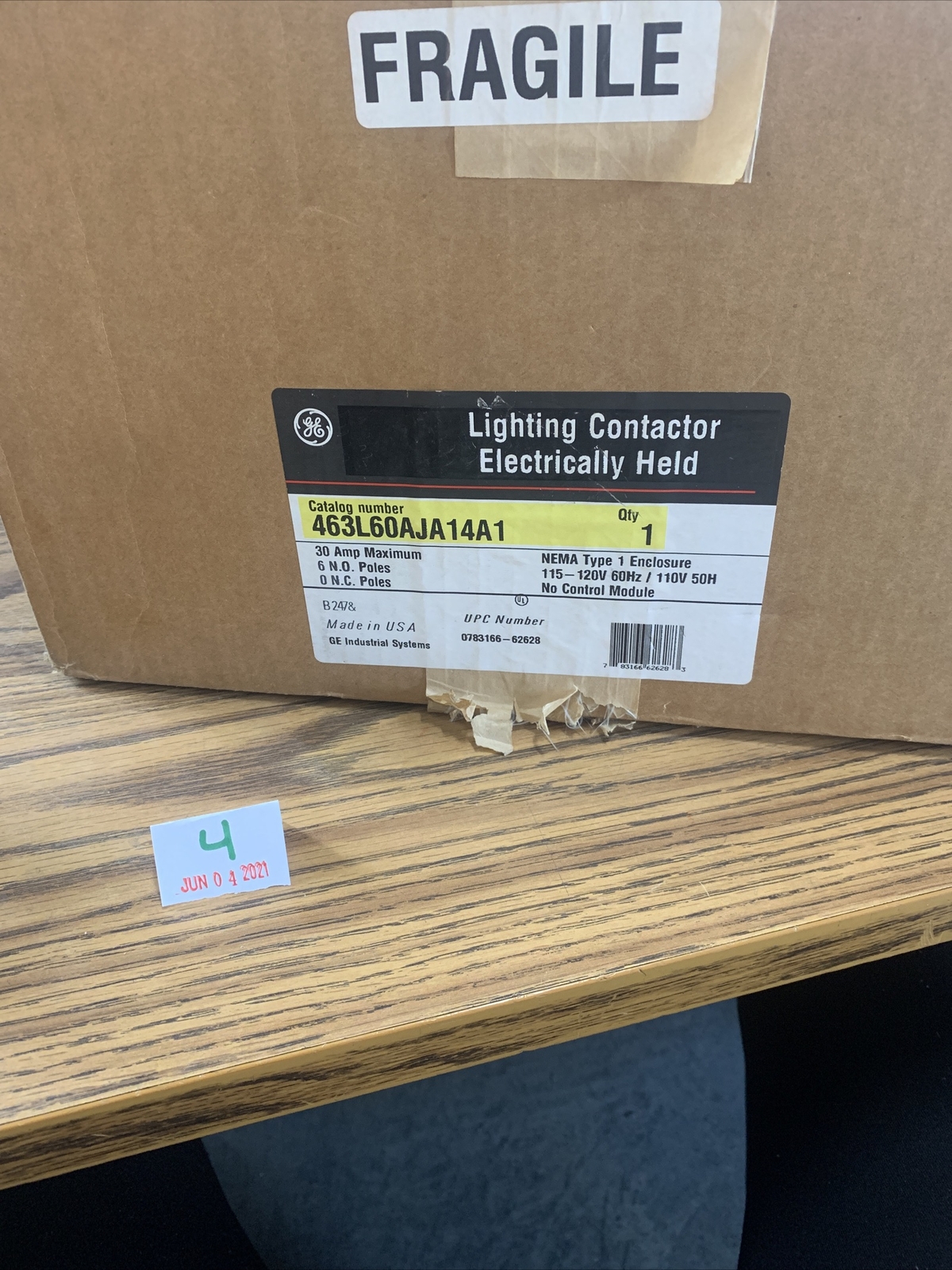 General Electric 463L60AJA14A1 lighting contactor electrically held