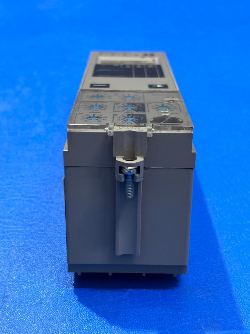 SCHNEIDER MICROLOGIC 6.0A CIRCUIT BREAKER TRIP UNIT 33073BA W14372 AAV73102