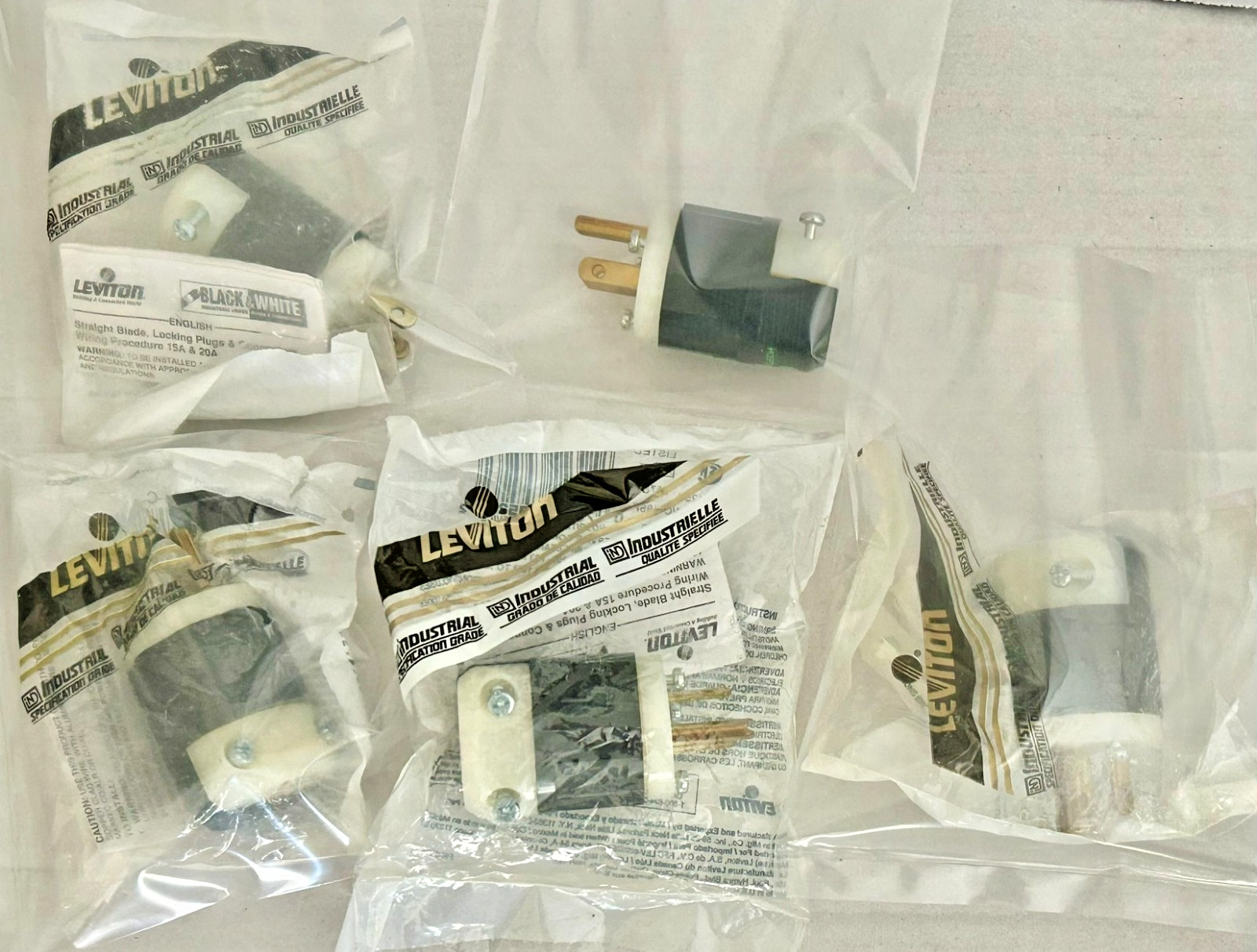 Set of 5 : Leviton 8215-C 15 Amp 125V NEMA 5-15P 2P 3W Straight Blade Plug