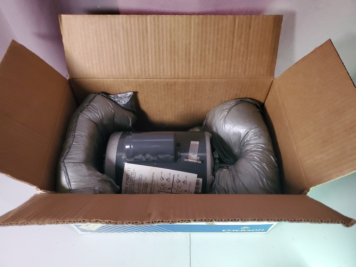 NEW EMERSON 1-1/2 HP ELECTRIC AC MOTOR 115/230V 3450 RPM 5/8″x2″ Keyed Shaft