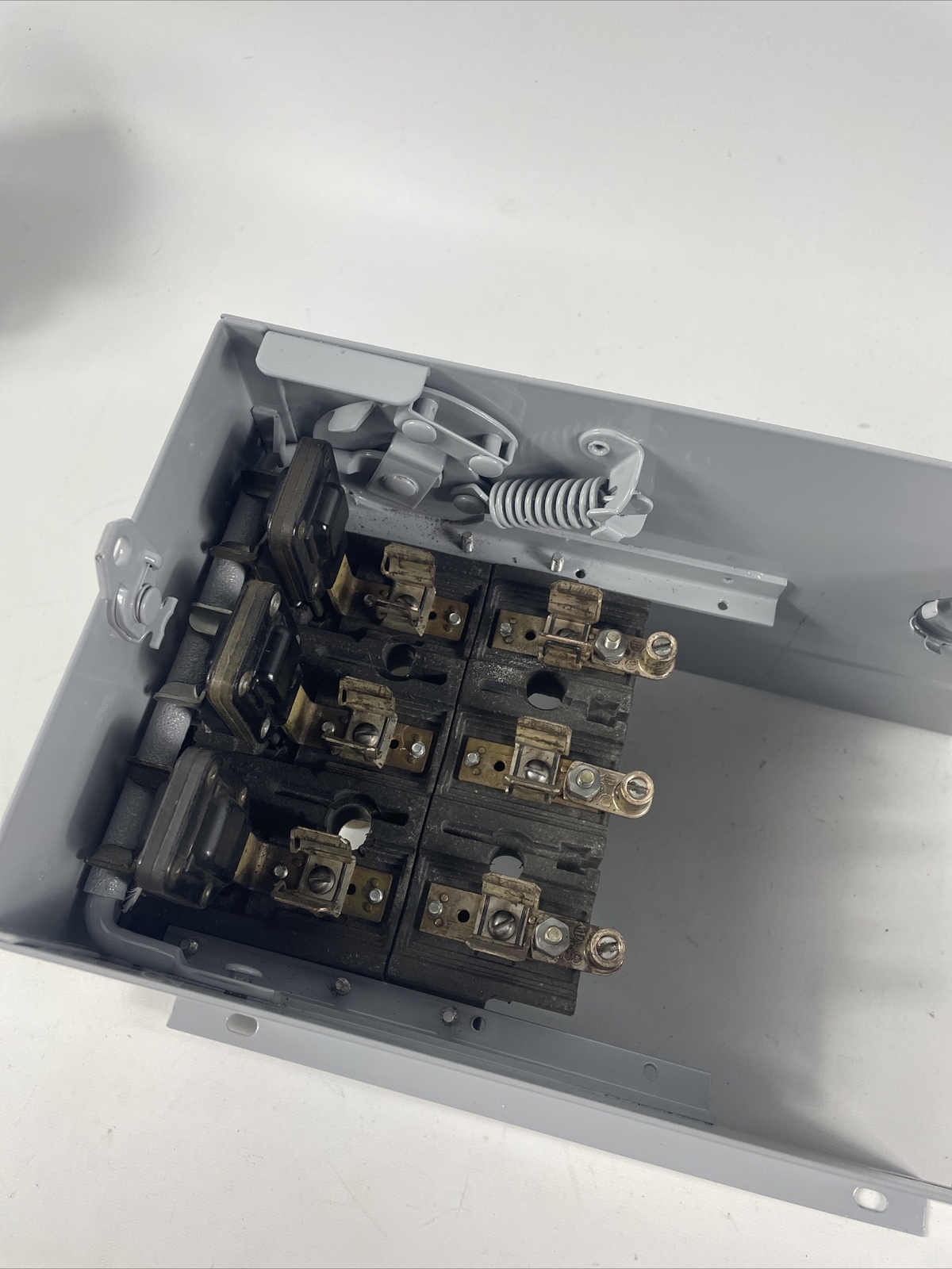 ITE SIEMENS BOS14322 60 AMP 240 VOLT 3P 3 WIRE, FUSIBLE, BUSWAY SWITCH BUS PLUG