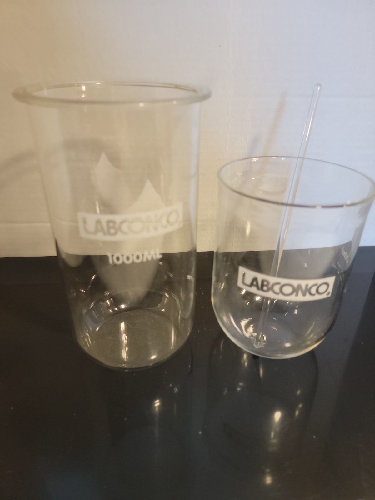 Labconco Lot # 75428 Fast-Freeze Flask + 1000ML Flask Scientific Flasks + Swizle
