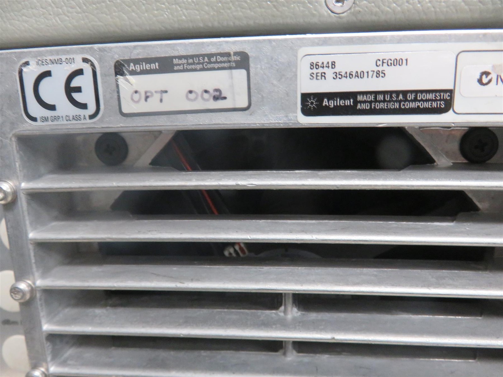 Agilent 8644B Synthesized Signal Generator 0.26-2060 MHz – Free Shipping