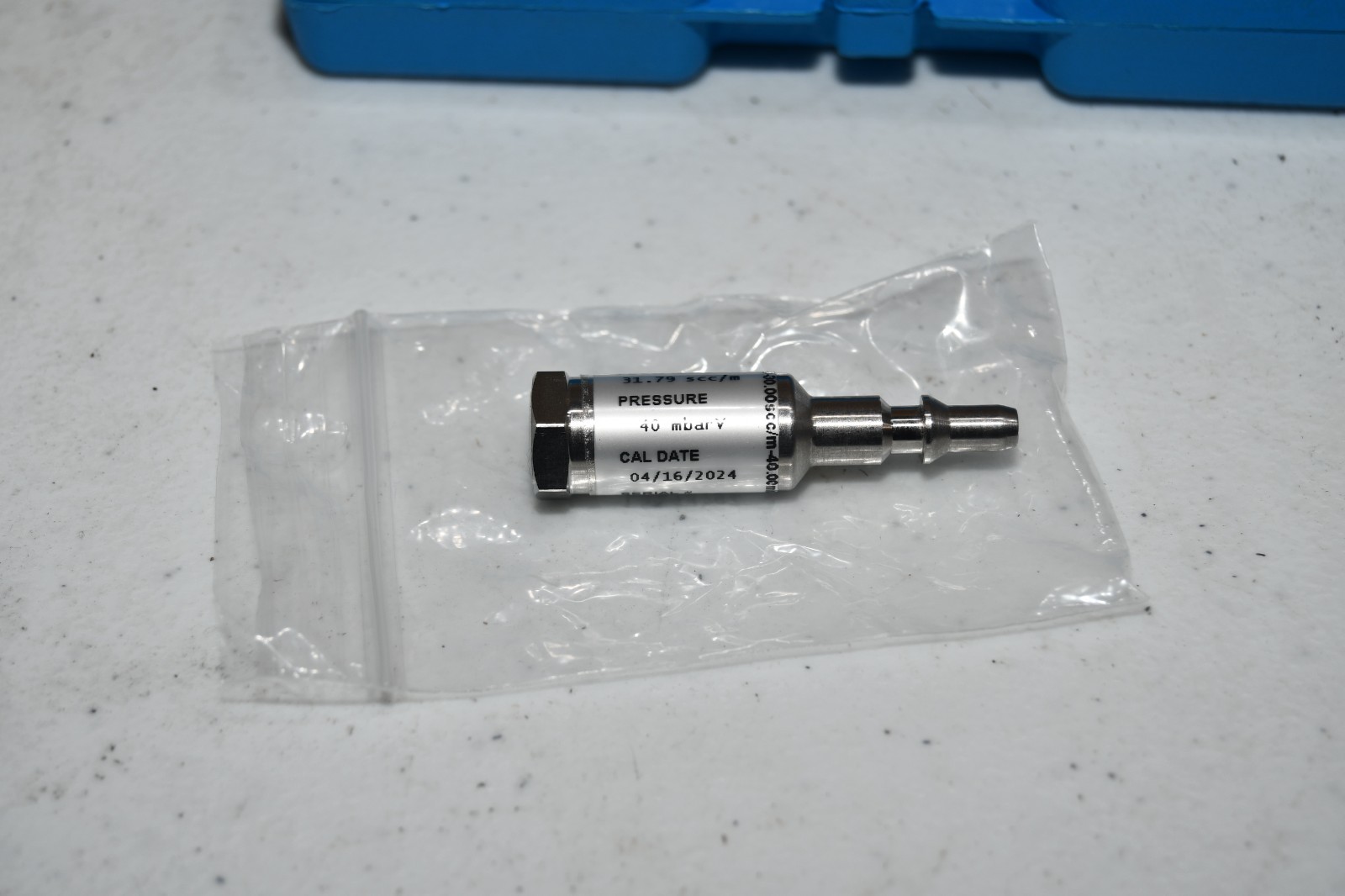 ^ CTS Cincinnati Test Systems 520-30.00scc Calibrated Leak Standard #X8599