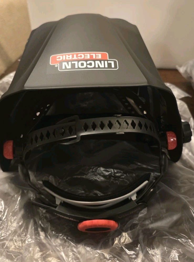 Lincoln Electric K3034-4 VIKING 3350 Auto Darkening Welding Helmet Matte Black